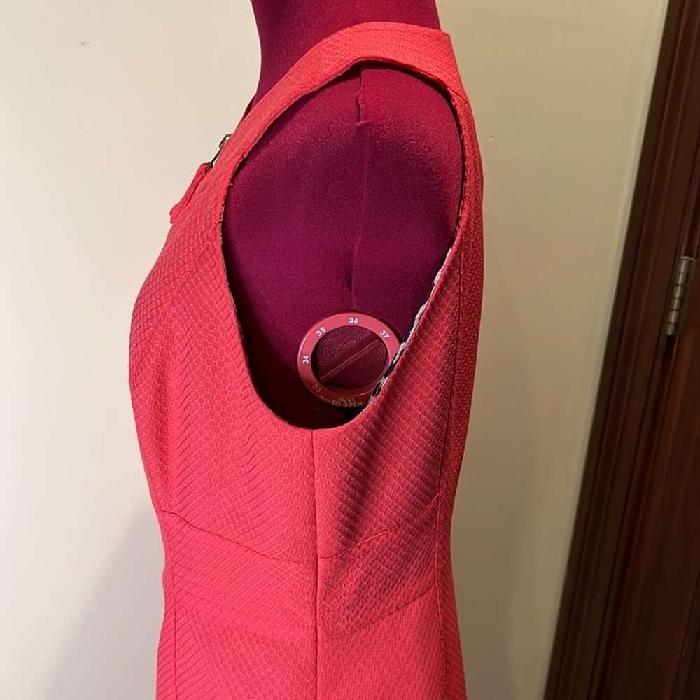 Maggie London Dress Deep Coral Tailored Euc Worn Once 100% Polyester Size 10 — image 7 of 8